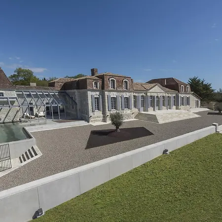 Chateau Prieure Marquet 5* Saint-Martin-du-Bois (Gironde)