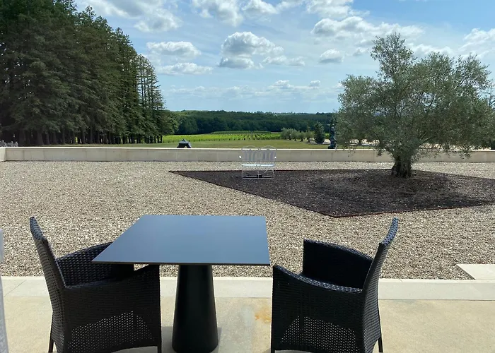 Chateau Prieure Marquet לינה וארוחת בוקר 5*